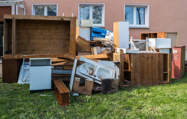 Best Furniture Removal  in Chisholm, MN